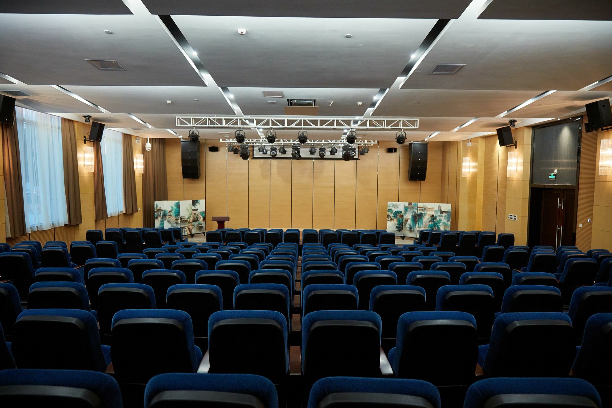 פושאן The Thousand Lantern Lake Hotel מראה חיצוני תמונה