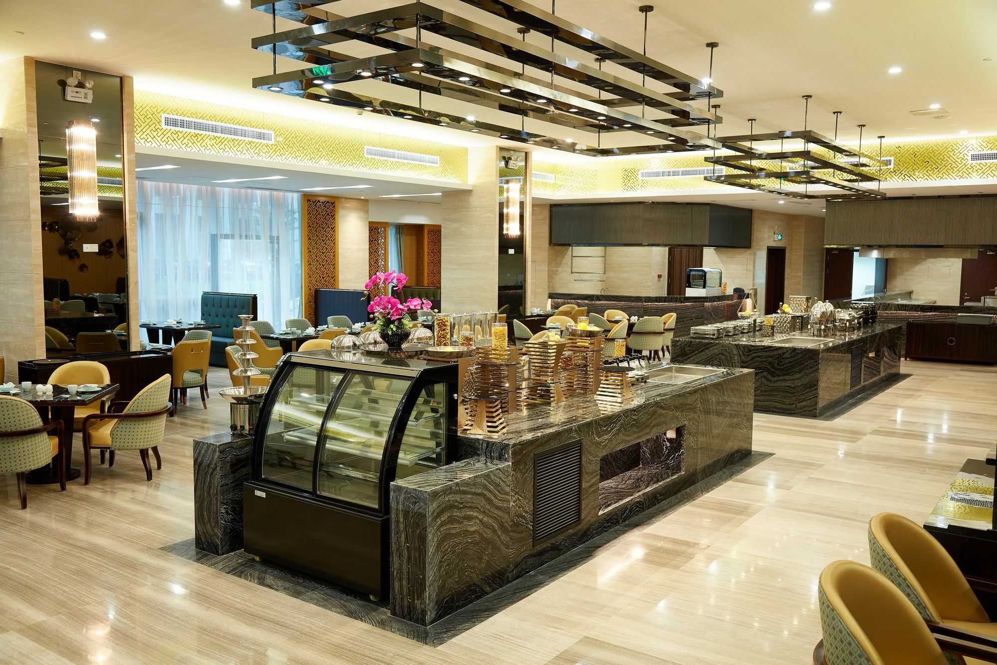 פושאן The Thousand Lantern Lake Hotel מראה חיצוני תמונה