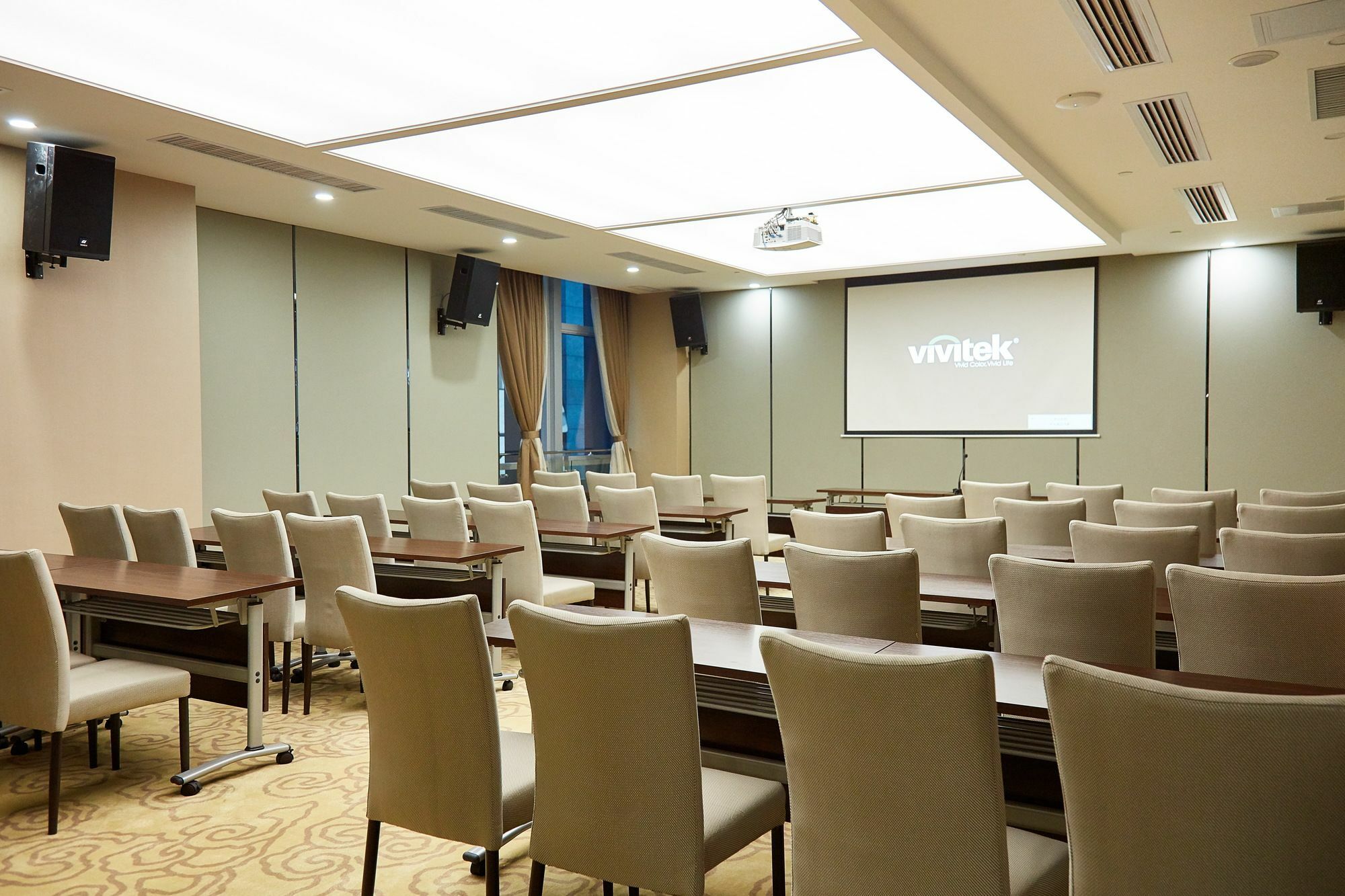 פושאן The Thousand Lantern Lake Hotel מראה חיצוני תמונה